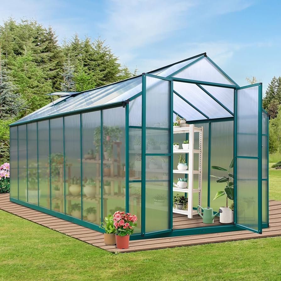 Polycarbonate greenhouse