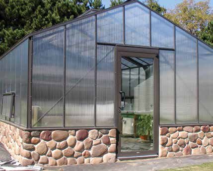 Polycarbonate greenhouse
