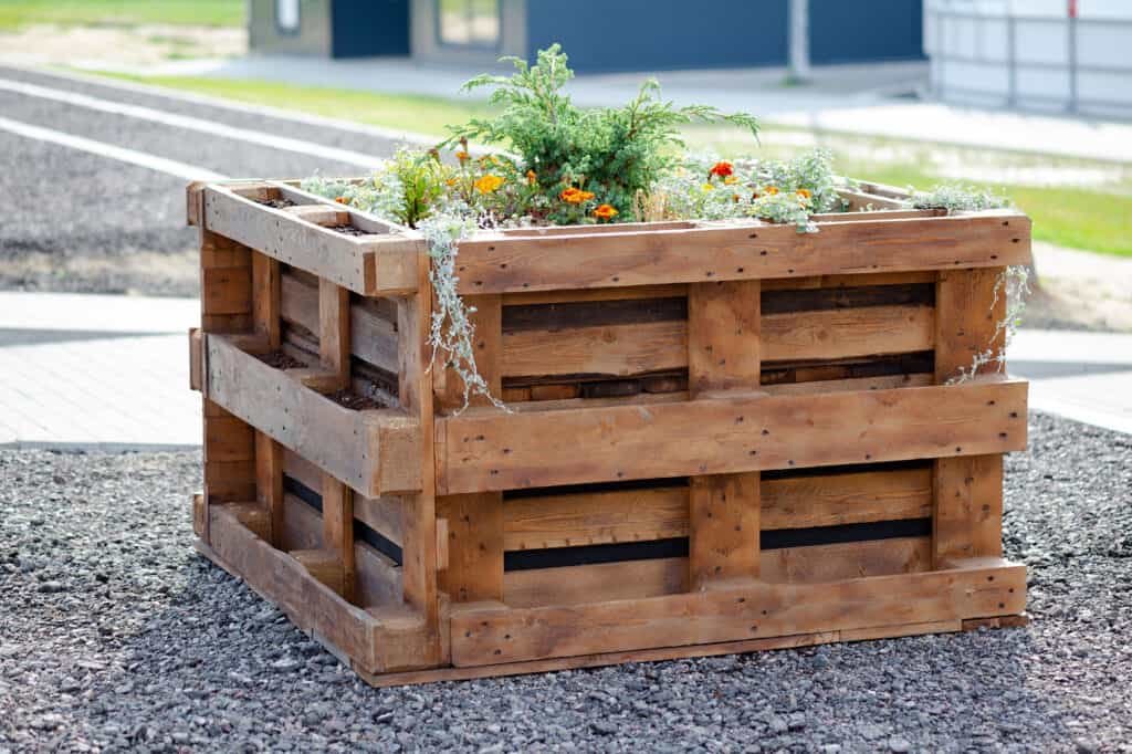 Raised garden bed ideas