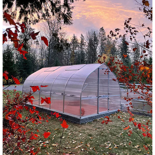 Polycarbonate greenhouse